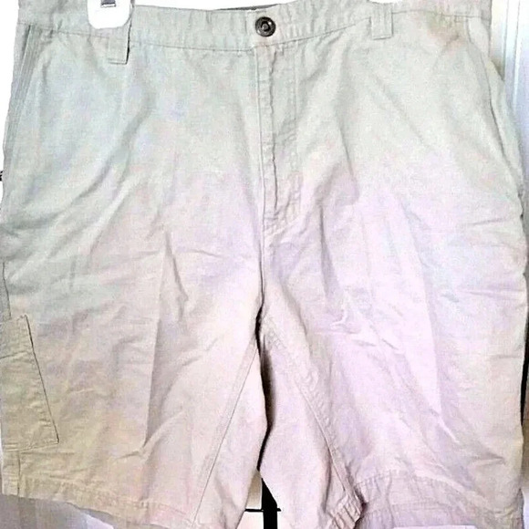 Columbia Shorts Size 40 Khaki Cargo Outdoor Hiking - Picture 1 of 5
